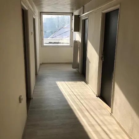 Ubytovanie Novohrad Casa de hóspedes *