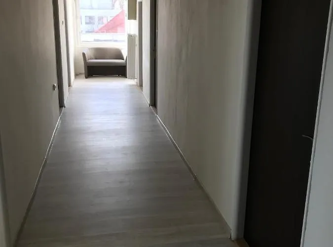 Ubytovanie Novohrad 招待所 *